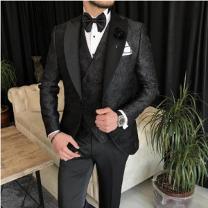 modern slim fit luxury men's suit